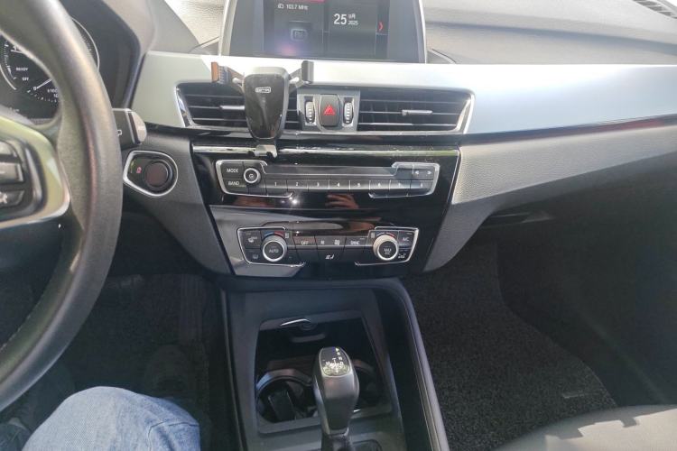 Used BMW X1 2019 sDrive18Li Fashion Model Audio And AC Panel