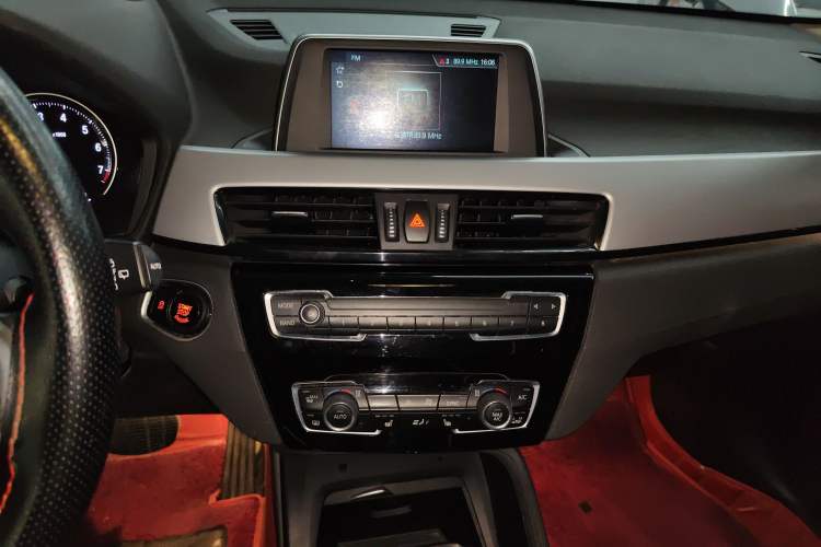 Used BMW X1 2019 sDrive18Li Fashion Model Audio And AC Panel