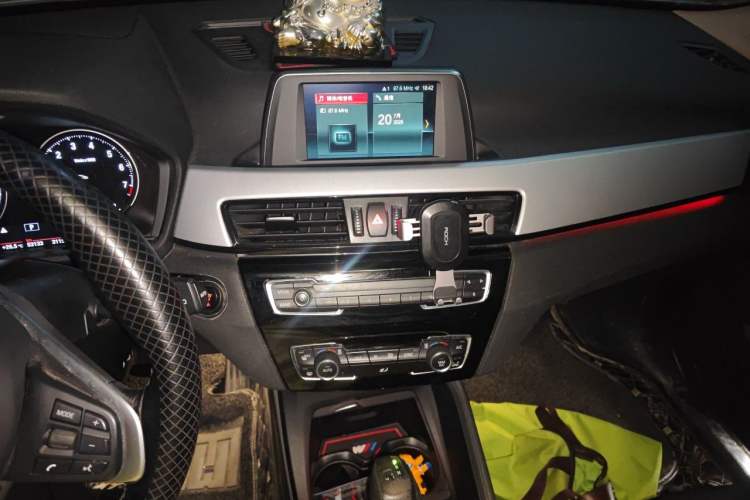 Used BMW X1 2019 sDrive20Li Leading Model Audio And AC Panel