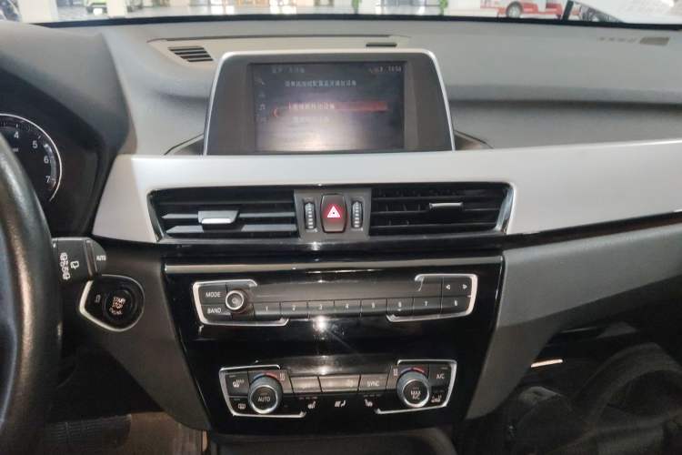 Used BMW X1 2019 sDrive18Li Fashion Model Audio And AC Panel