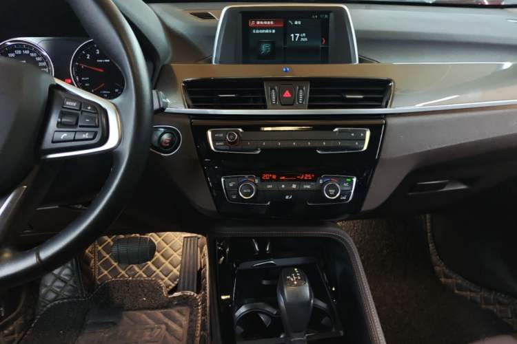 Used BMW X1 2019 sDrive18Li Premium Edition Audio And AC Panel
