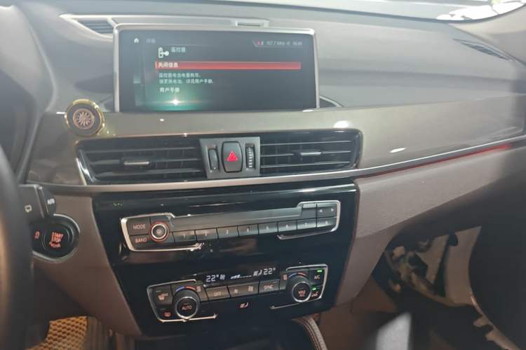 Used BMW X1 2019 xDrive20Li Luxury Model Audio And AC Panel