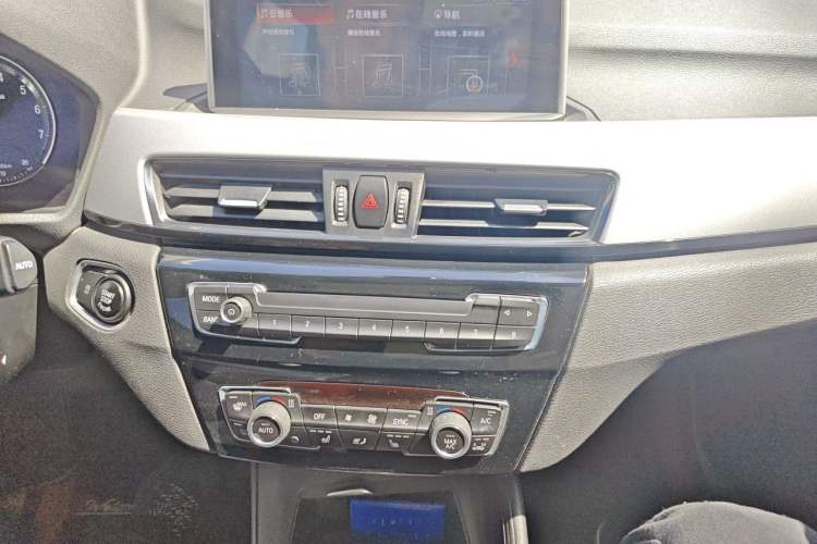 Used BMW X1 2019 sDrive20Li Leading Model Audio And AC Panel