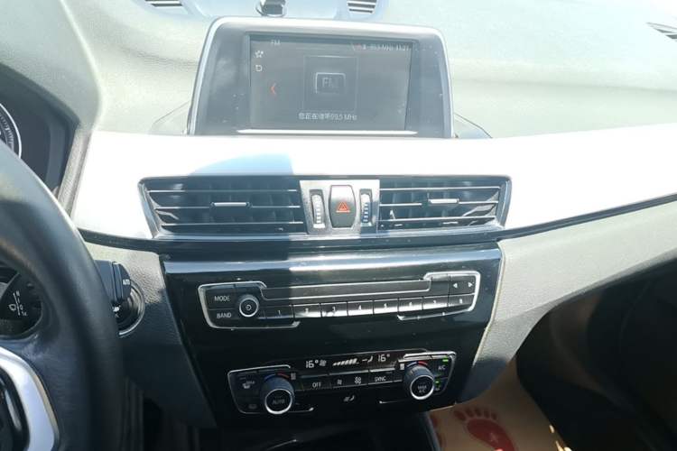 Used BMW X1 2019 sDrive20Li Leading Model Audio And AC Panel