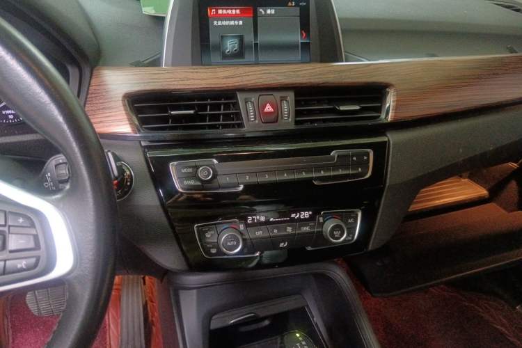 Used BMW X1 2019 sDrive18Li Fashion Model Audio And AC Panel