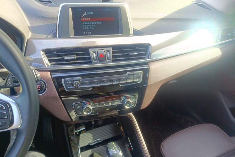 Used BMW X1 2019 sDrive18Li Premium Edition Audio And AC Panel