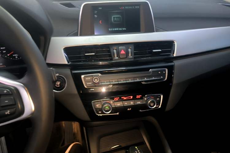Used BMW X1 2019 sDrive20Li Leading Model Audio And AC Panel
