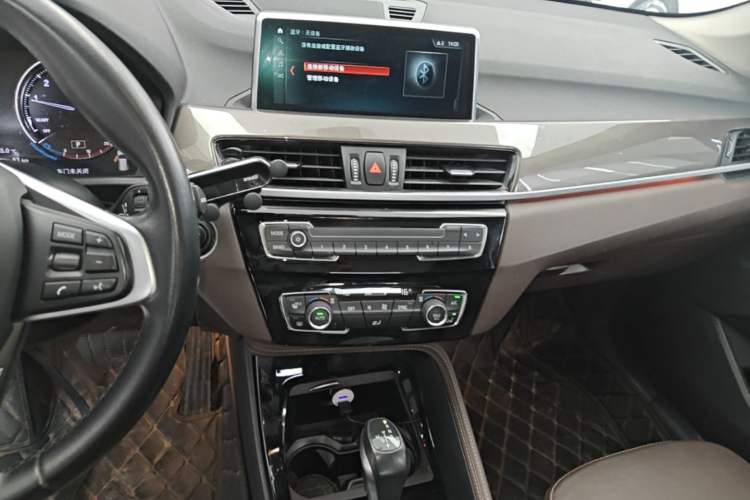 Used BMW X1 2019 xDrive20Li Luxury Model Audio And AC Panel