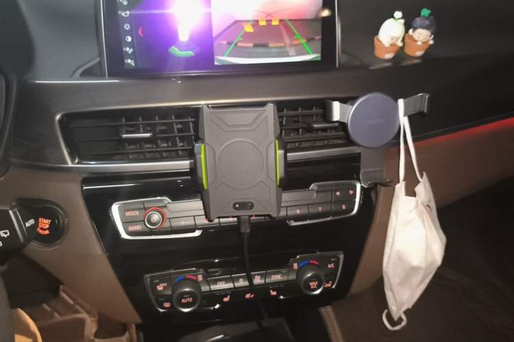 Used BMW X1 2019 xDrive20Li Luxury Model Audio And AC Panel