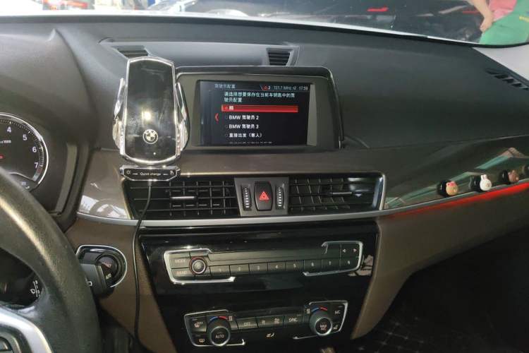 Used BMW X1 2019 sDrive18Li Premium Edition Audio And AC Panel
