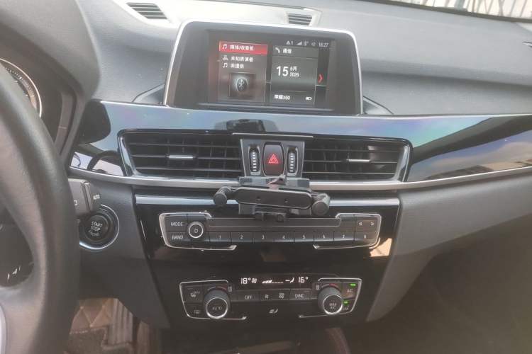Used BMW X1 2019 sDrive18Li Premium Edition Audio And AC Panel