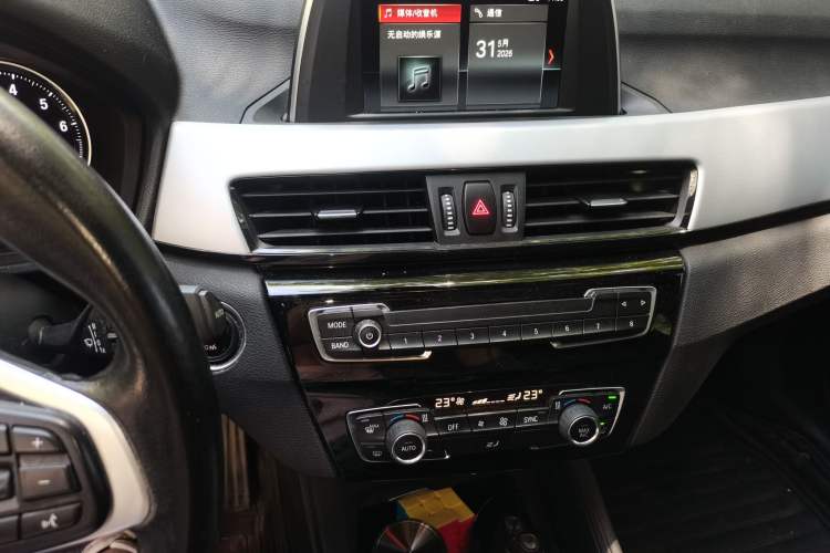 Used BMW X1 2019 sDrive18Li Fashion Model Audio And AC Panel