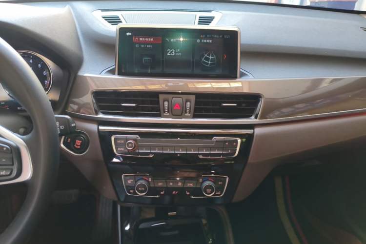 Used BMW X1 2019 xDrive20Li Luxury Model Audio And AC Panel