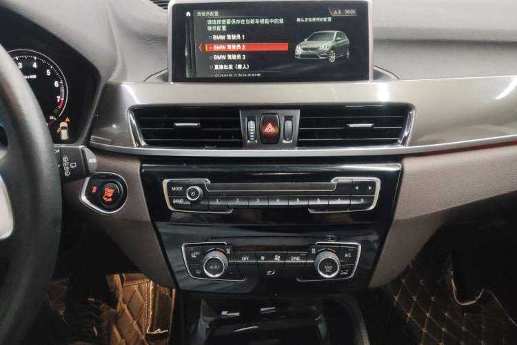 Used BMW X1 2019 xDrive20Li Luxury Model Audio And AC Panel