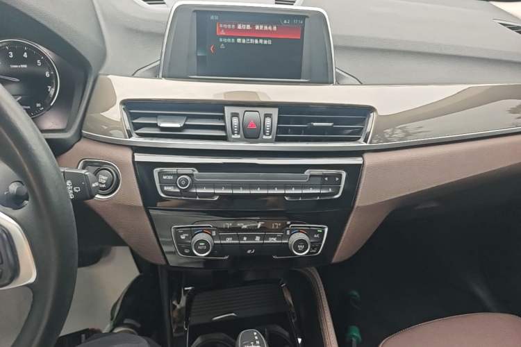 Used BMW X1 2019 sDrive18Li Premium Edition Audio And AC Panel