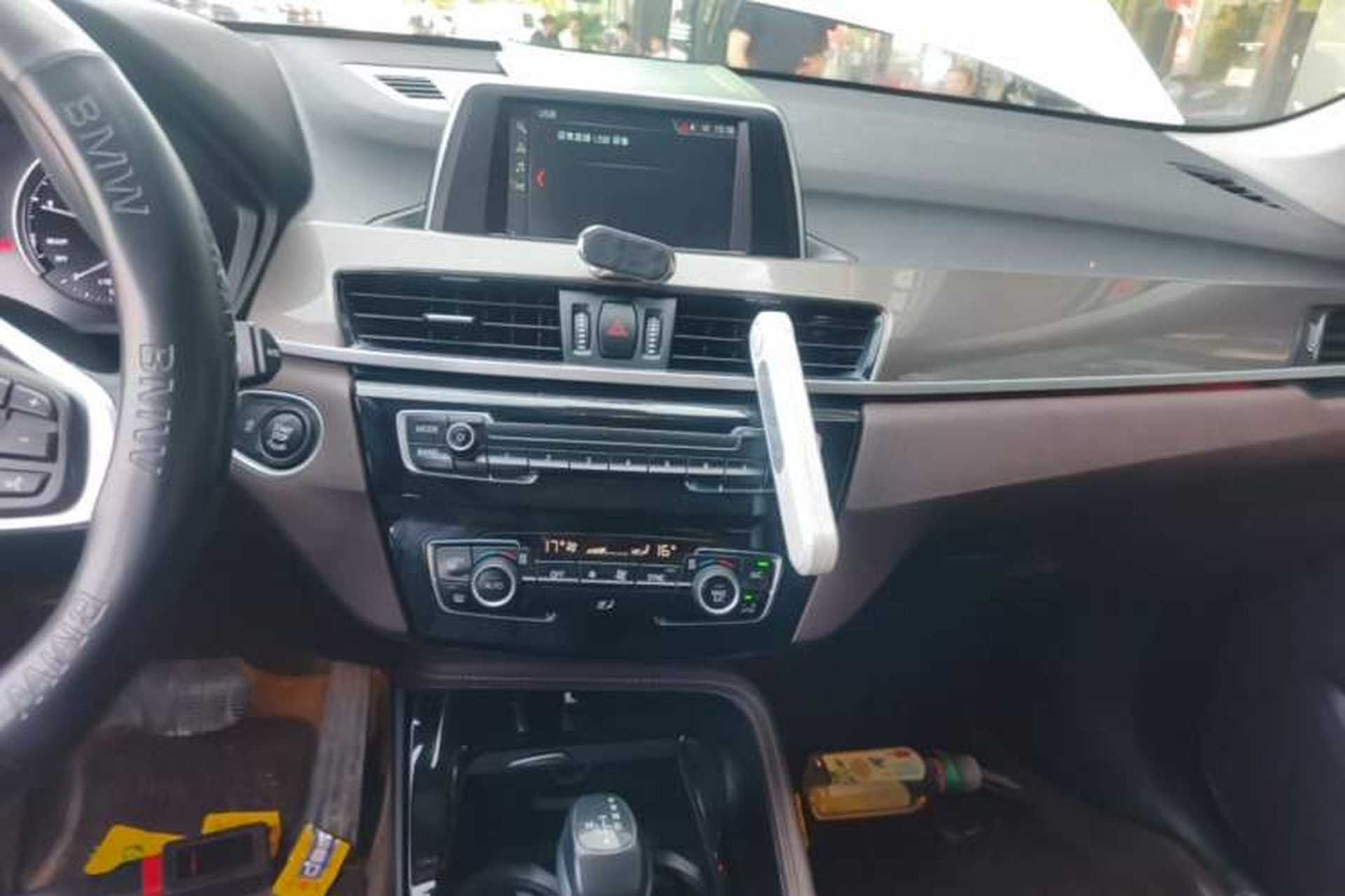 Used BMW X1 2019 sDrive18Li Premium Edition Audio And AC Panel