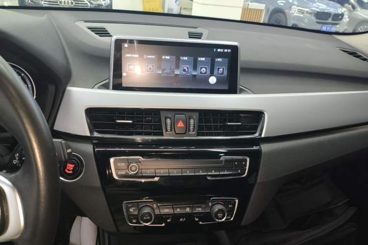 Used BMW X1 2019 sDrive20Li Leading Model Audio And AC Panel