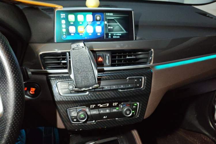 Used BMW X1 2019 xDrive20Li Luxury Model Audio And AC Panel