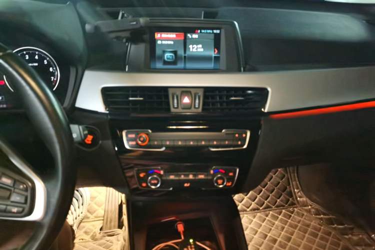 Used BMW X1 2019 sDrive20Li Leading Model Audio And AC Panel