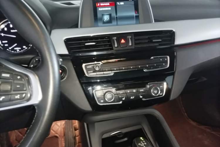 Used BMW X1 2019 sDrive20Li Leading Model Audio And AC Panel
