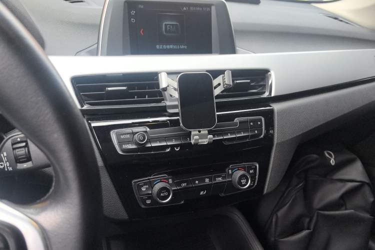 Used BMW X1 2019 sDrive20Li Leading Model Audio And AC Panel
