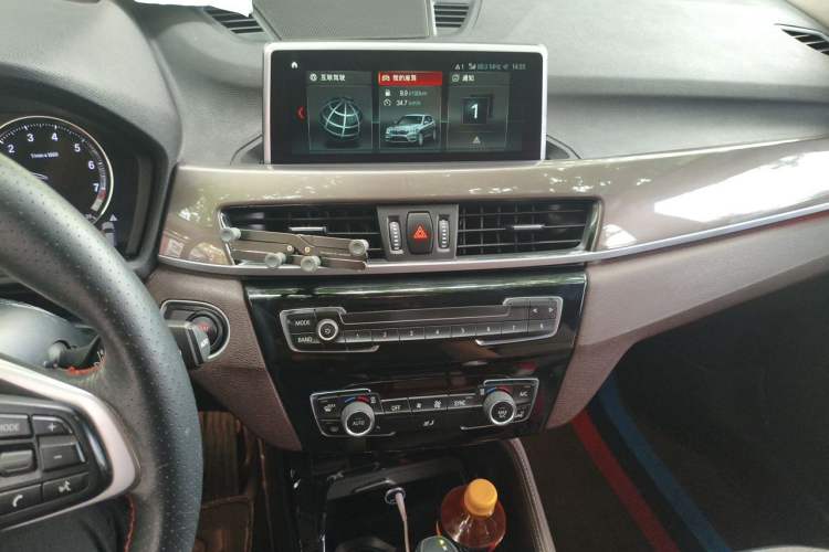 Used BMW X1 2019 xDrive20Li Luxury Model Audio And AC Panel