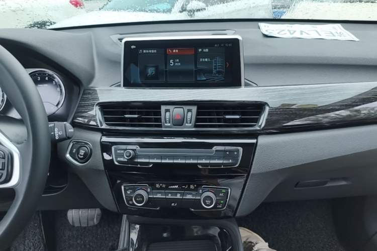 Used BMW X1 2019 sDrive20Li Leading Model Audio And AC Panel