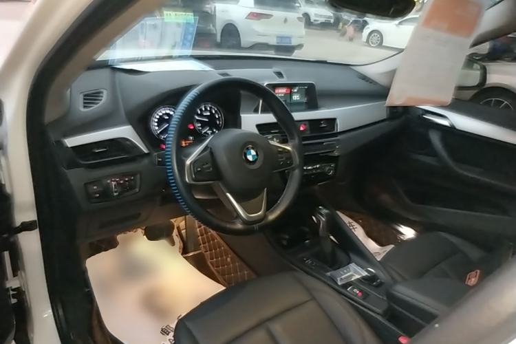 Used BMW X1 2019 sDrive18Li Fashion Model Center Console