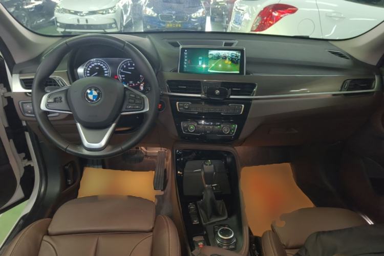 Used BMW X1 2019 xDrive20Li Luxury Model Center Console