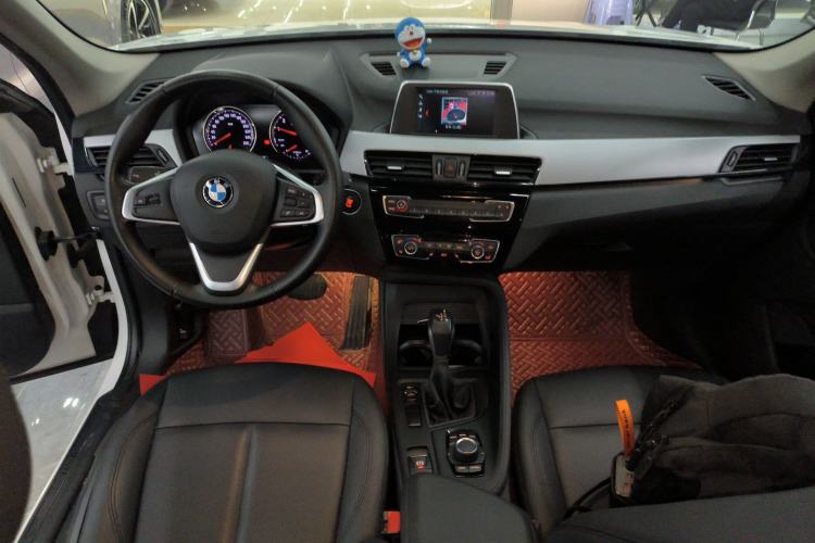 Used BMW X1 2019 sDrive20Li Leading Model Center Console