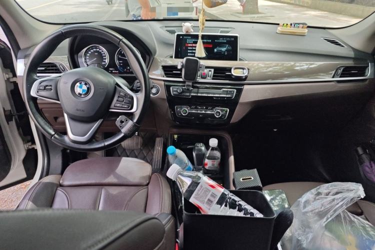 Used BMW X1 2019 xDrive20Li Luxury Model Center Console