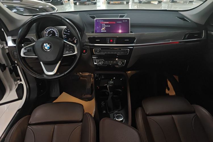 Used BMW X1 2019 xDrive20Li Luxury Model Center Console
