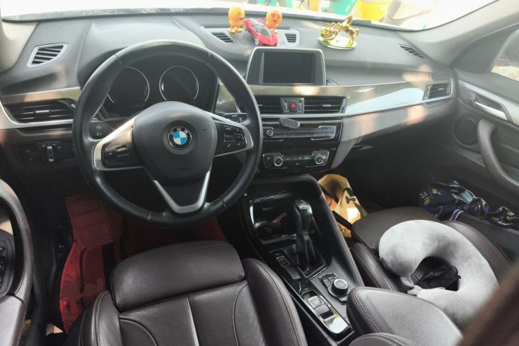 Used BMW X1 2019 sDrive18Li Premium Edition Center Console
