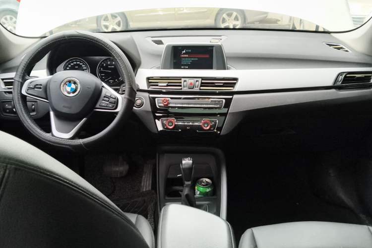 Used BMW X1 2019 sDrive20Li Leading Model Center Console