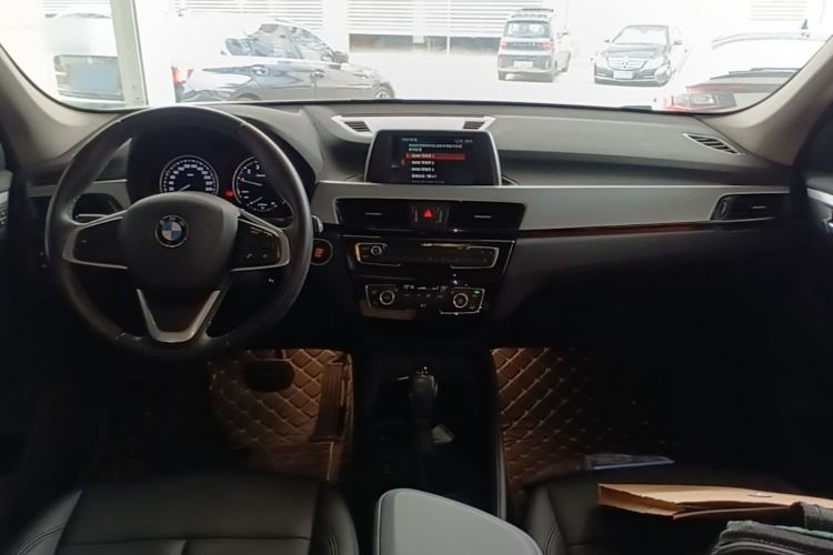 Used BMW X1 2019 sDrive18Li Fashion Model Center Console