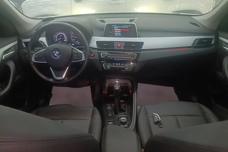 Used BMW X1 2019 sDrive20Li Leading Model Center Console