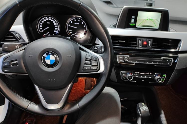 Used BMW X1 2019 sDrive18Li Fashion Model Center Console
