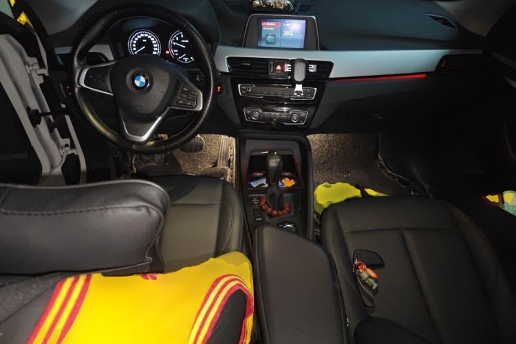 Used BMW X1 2019 sDrive20Li Leading Model Center Console