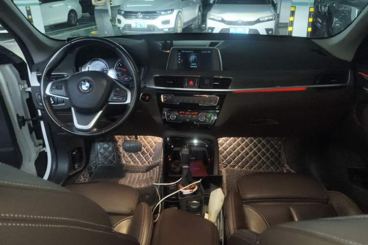 Used BMW X1 2019 sDrive18Li Premium Edition Center Console