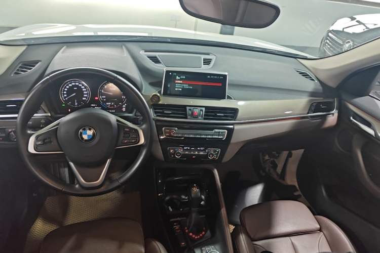Used BMW X1 2019 xDrive20Li Luxury Model Center Console