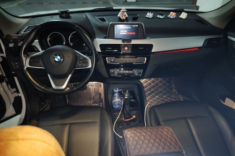 Used BMW X1 2019 sDrive20Li Leading Model Center Console