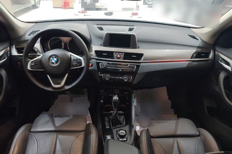 Used BMW X1 2019 sDrive18Li Premium Edition Center Console