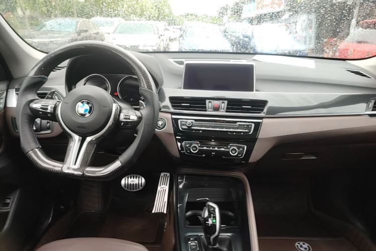 Used BMW X1 2019 xDrive20Li Luxury Model Center Console