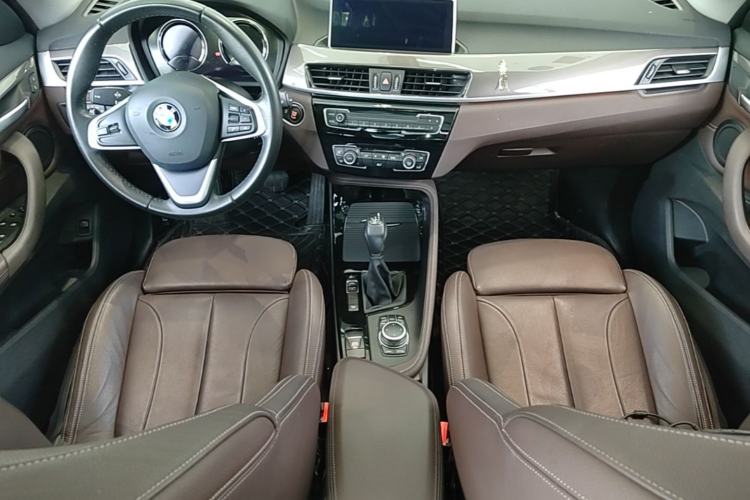 Used BMW X1 2019 xDrive20Li Luxury Model Center Console