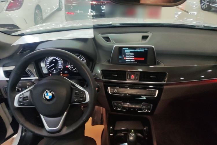 Used BMW X1 2019 sDrive18Li Premium Edition Center Console