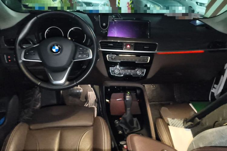 Used BMW X1 2019 xDrive20Li Luxury Model Center Console