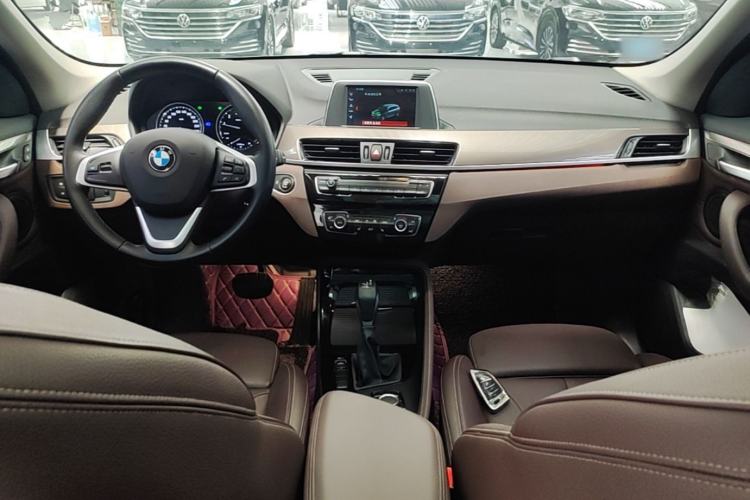Used BMW X1 2019 sDrive18Li Premium Edition Center Console