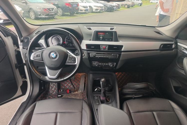 Used BMW X1 2019 sDrive18Li Fashion Model Center Console