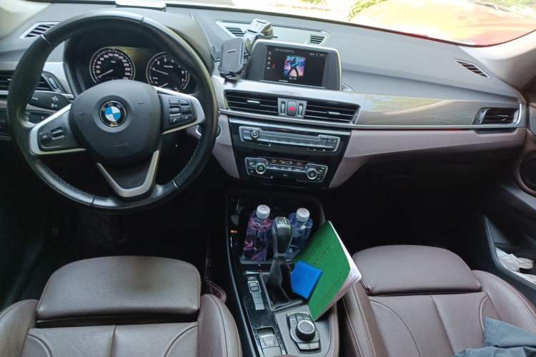 Used BMW X1 2019 sDrive18Li Premium Edition Center Console