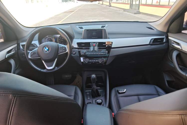 Used BMW X1 2019 sDrive18Li Fashion Model Center Console